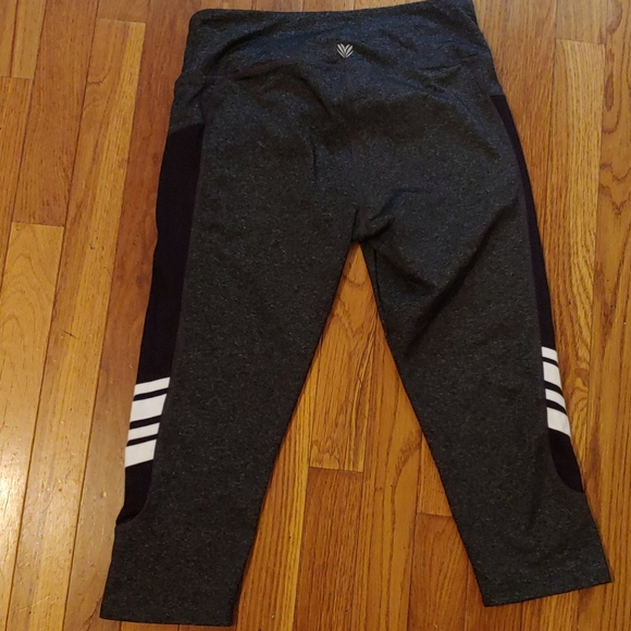 NWOT S/M Never worn Mesh detail down leg - Picture 4 of 4